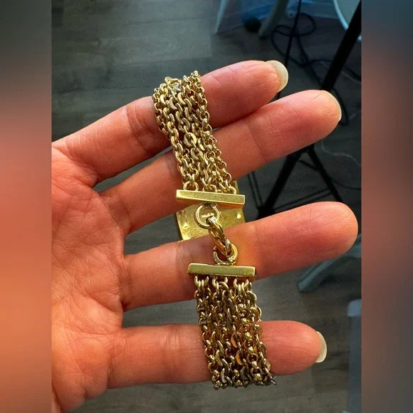 Ferragamo Gancini bracelet Full Inclusion with COA, box, Ferragamo dust cloth - Picture 10 of 15